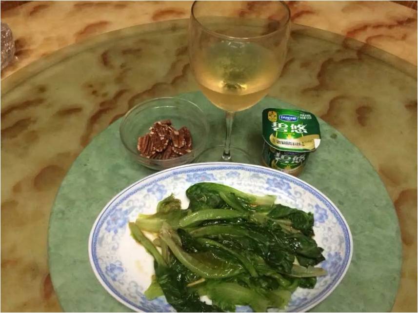 這是我的營養(yǎng)餐，還是你的營養(yǎng)餐，給你的作物也做做營養(yǎng)餐吧