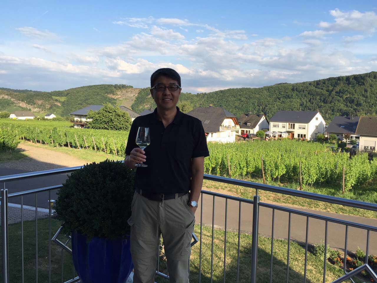 余教授德國鄉(xiāng)村行：雷司令葡萄酒產(chǎn)業(yè)對(duì)中國水果產(chǎn)業(yè)有啟示嗎？